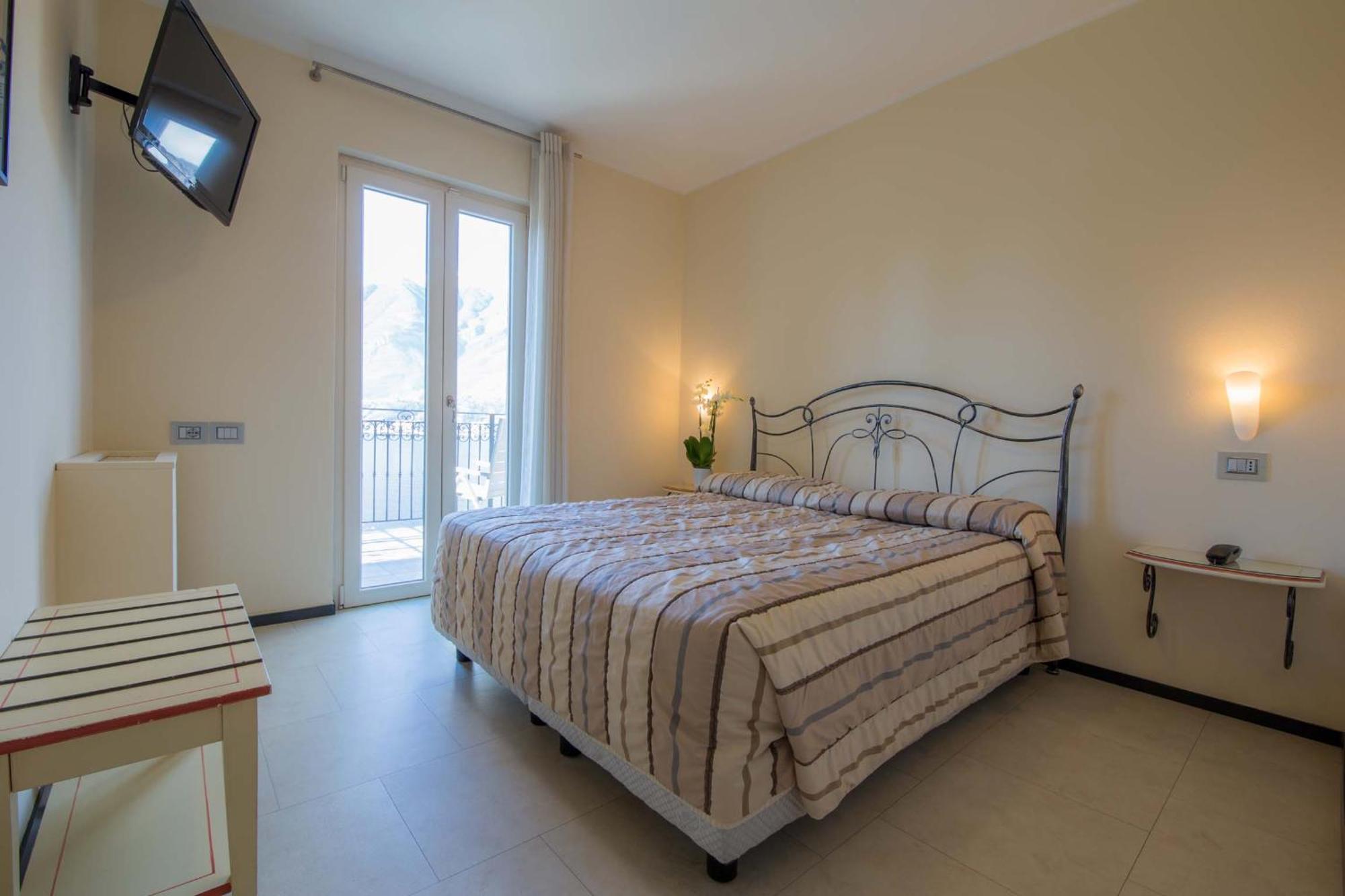 Albergo Silvio Bellagio Bagian luar foto
