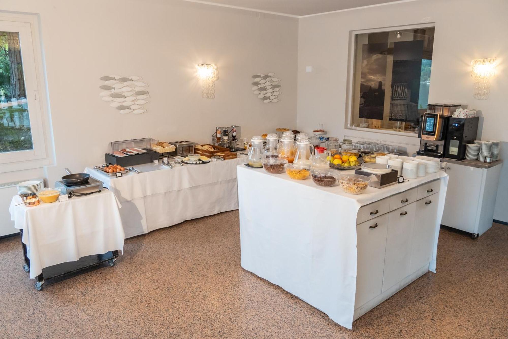 Albergo Silvio Bellagio Bagian luar foto