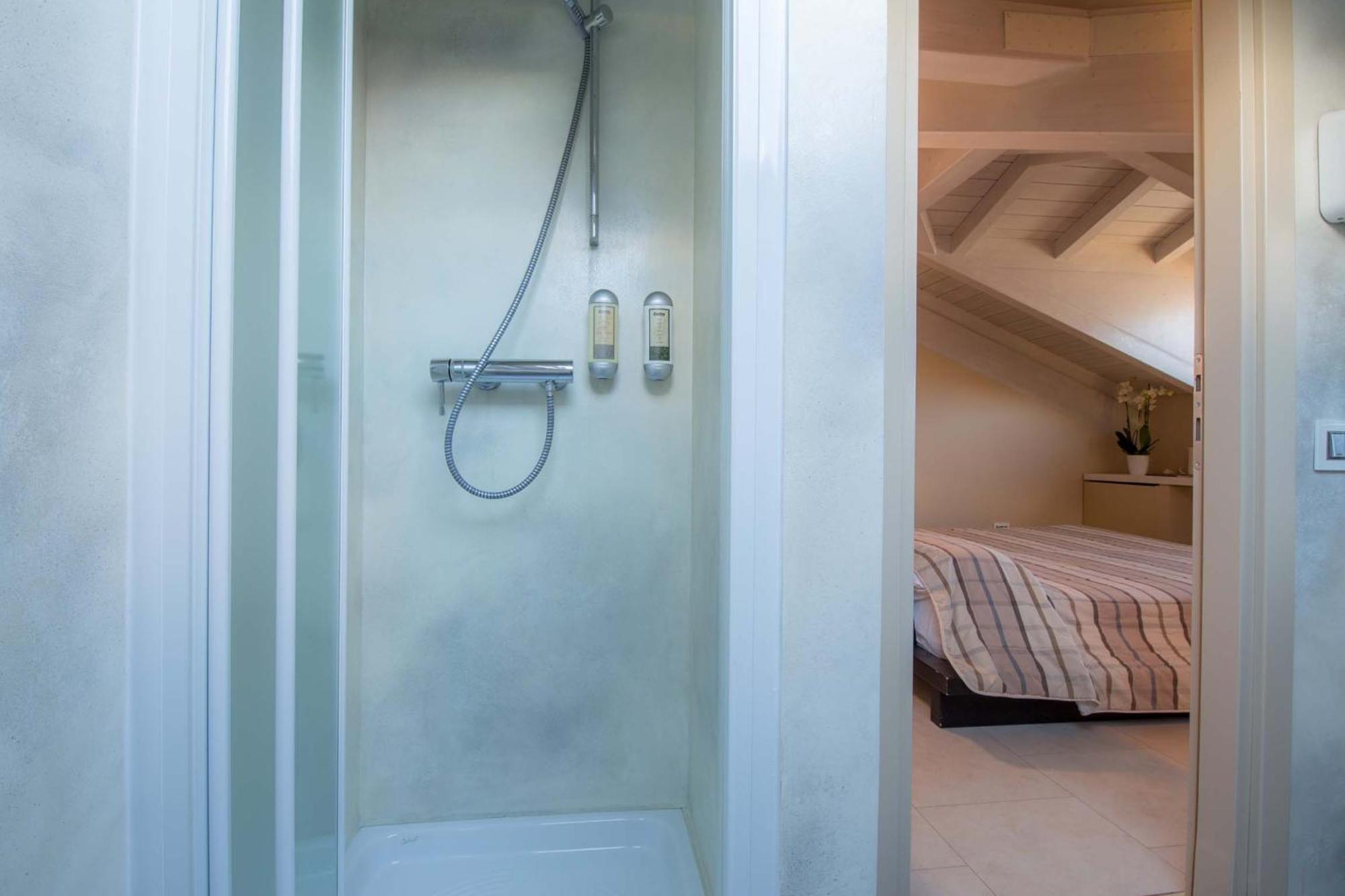 Albergo Silvio Bellagio Bagian luar foto