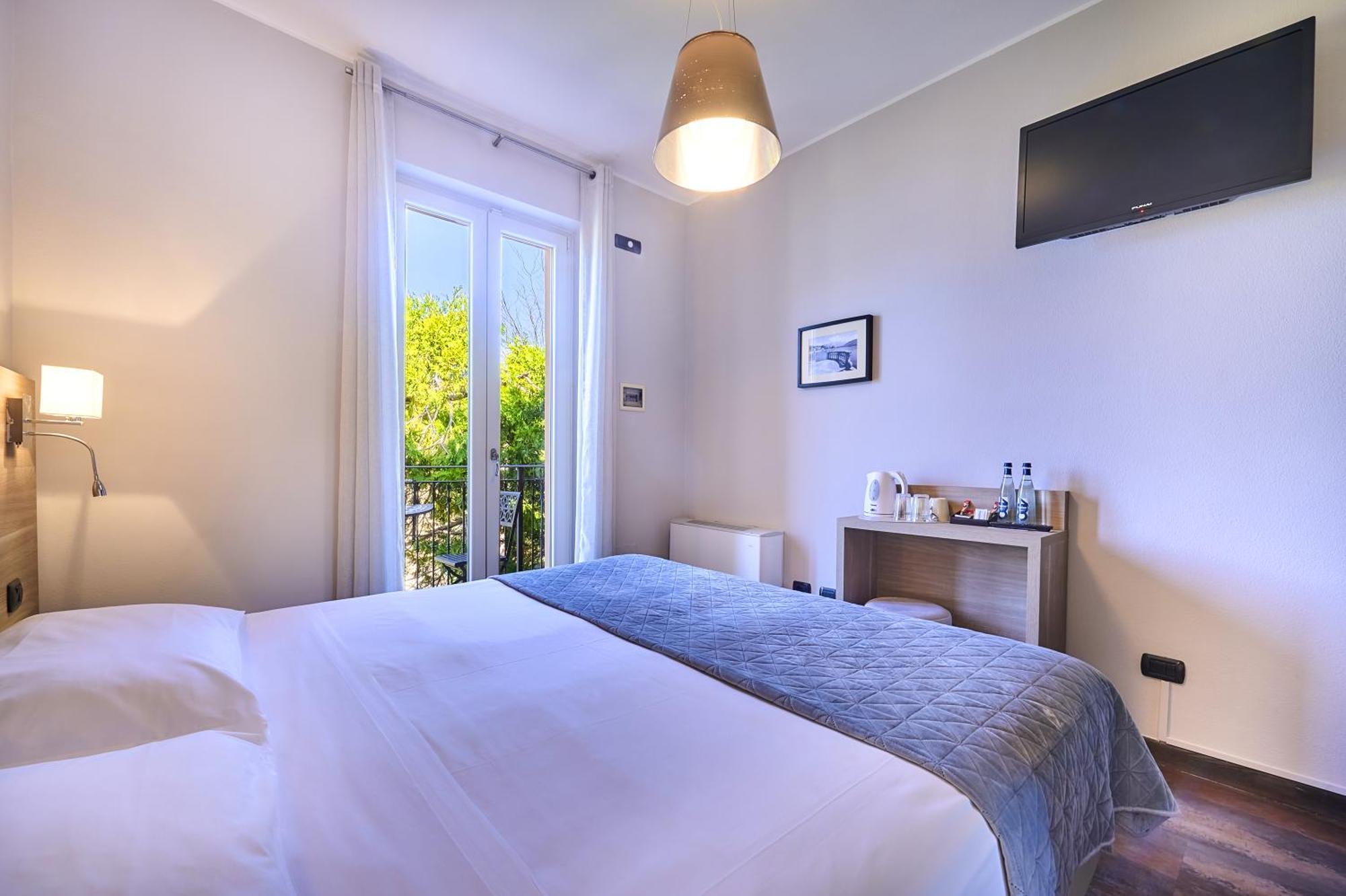 Albergo Silvio Bellagio Bagian luar foto